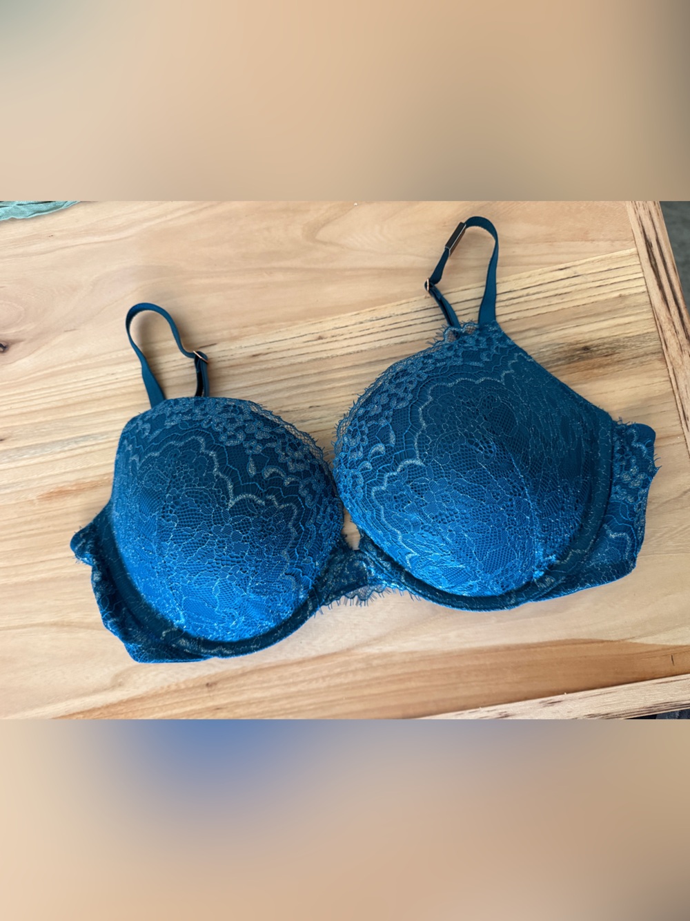 VS Lace Push-Up Bra
